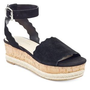 Marc Fisher Faitful Flatforms